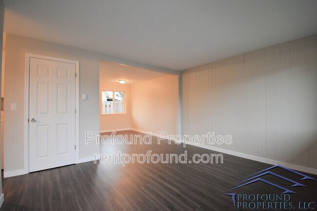 742 SE 13th Ave