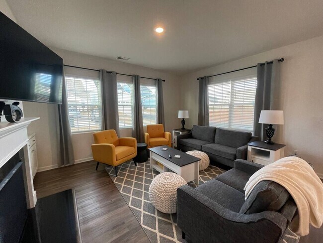 Photo - Furnished Townhome in Greer is Available