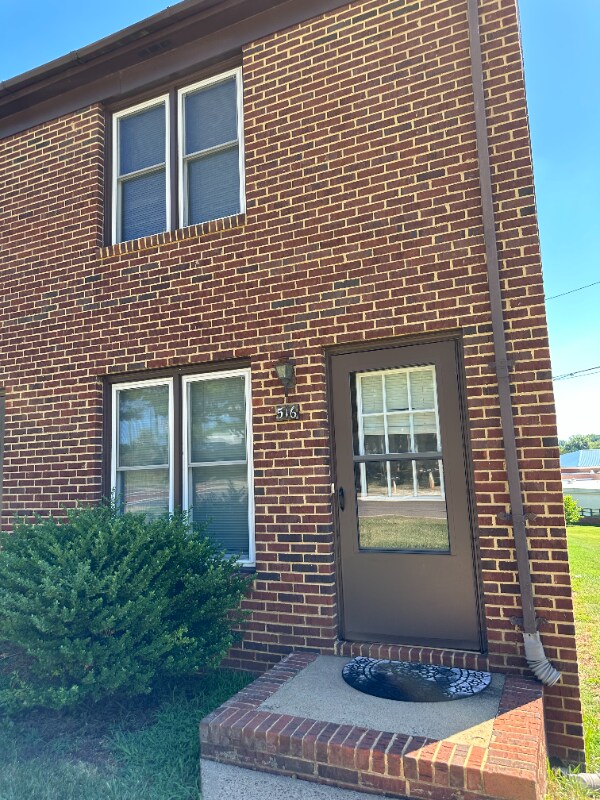 Photo - 516 Sunset Ln Townhome