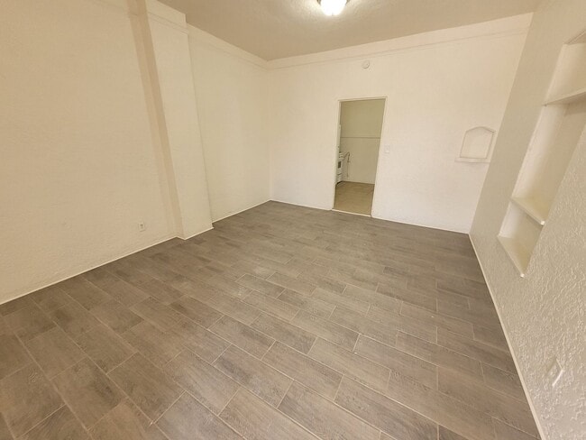 Photo - 383 S 7th Ave Unit 385