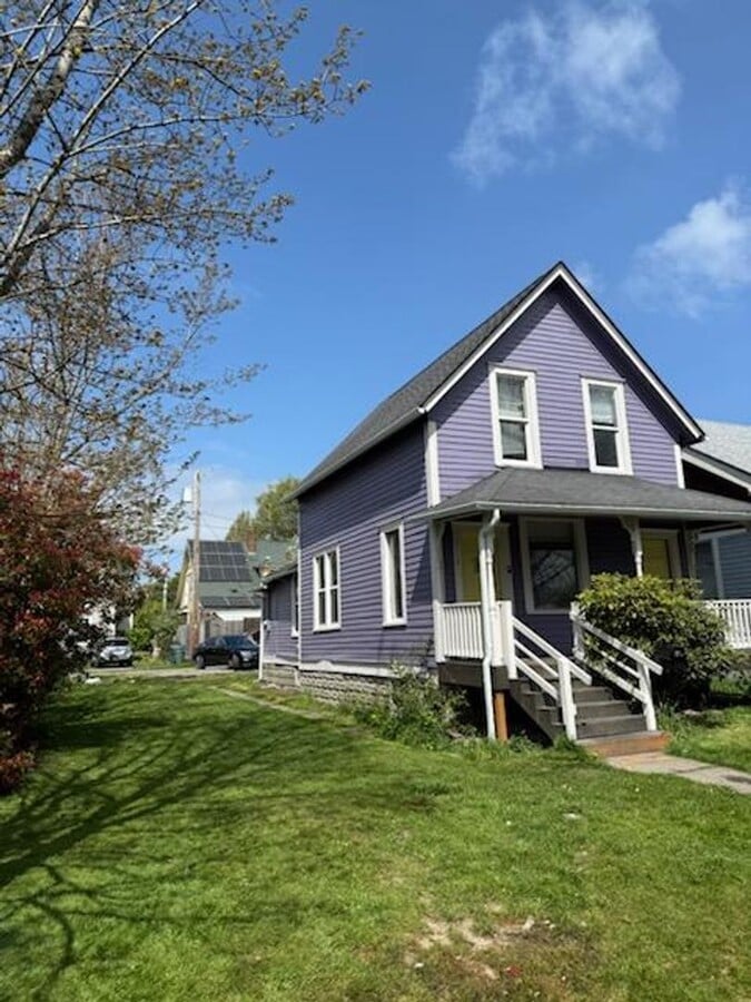 Photo - 4-Bedroom House in Lettered Streets Neighborhood Available in May!