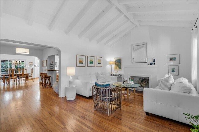 Photo - 4072 Park Ave