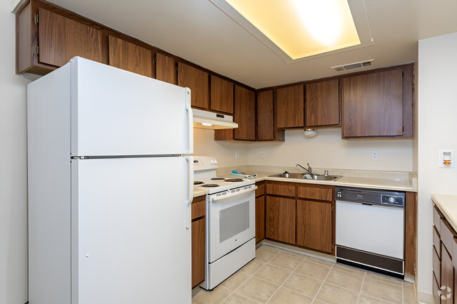 Photo - BRIARWOOD APTS