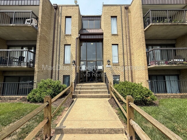Building Photo - 7598 Gales Ct Unit 1