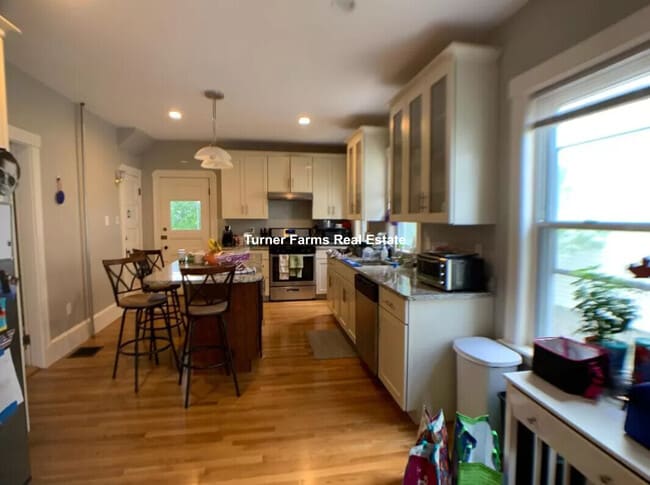 Photo - 24 Greenleaf Ave Unidad 2