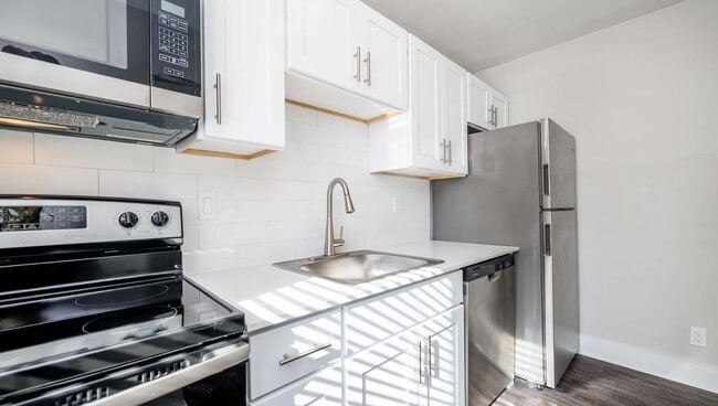 Parklane Apartments