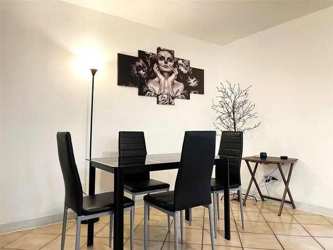 Photo - 42 Matador Ln