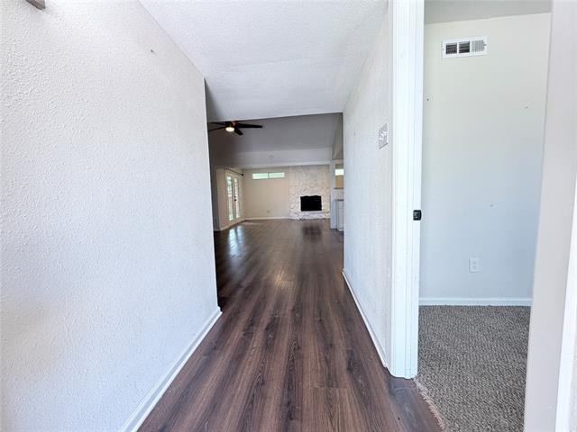 Photo - 706 Jamestown Dr