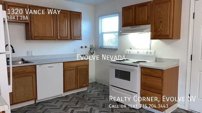 Photo - 1320 Vance Way