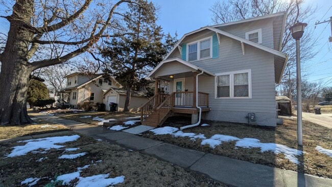 Building Photo - 1109 SW 19th St