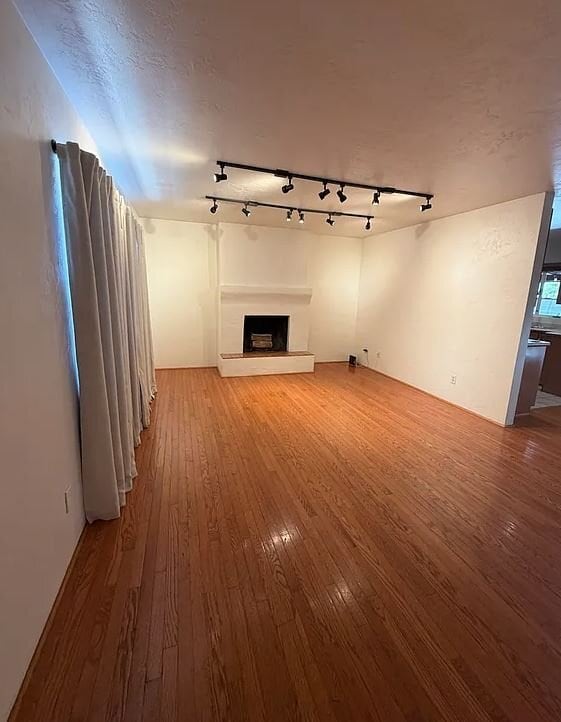 Photo - 1290 E Allen Rd