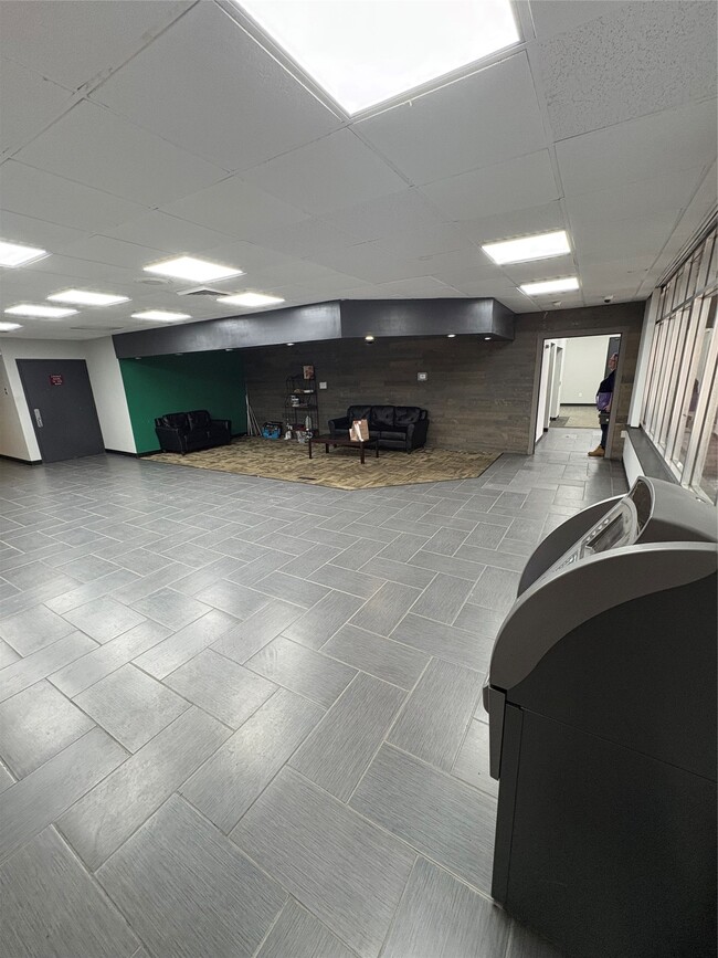 Photo - 65 Front St Unidad 327