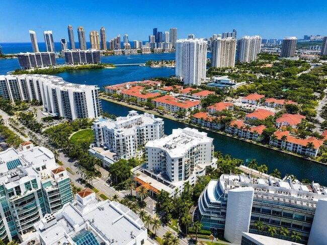 3000 NE 188th St Unit 709