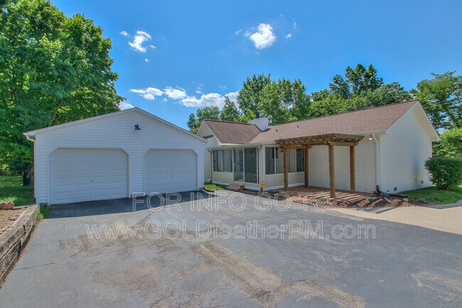 Photo - 3025 Blackwood Dr