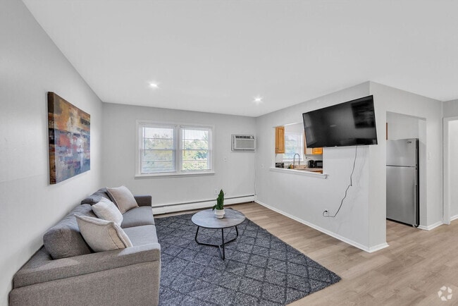 Building Photo - 817 Wharton Dr Rental
