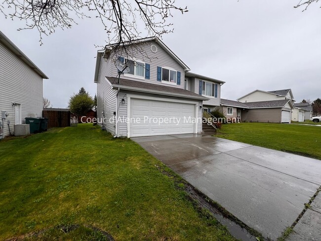 Building Photo - 1235 W Deschutes Ave