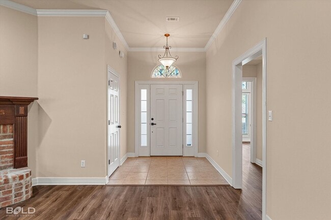 Photo - 126 Satinwood Cir