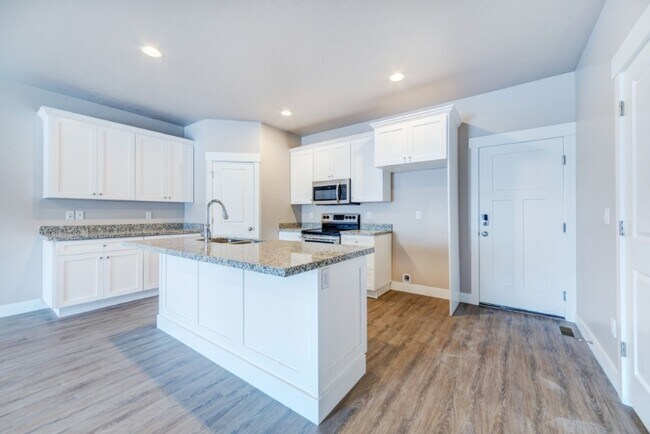 Photo - 2528 N Cormac Pl