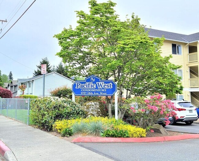 Photo - 9727 18th Ave W Unit B-103