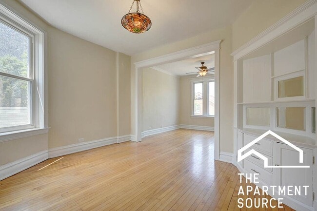 Photo - 2241 W 21st St Unidad 2