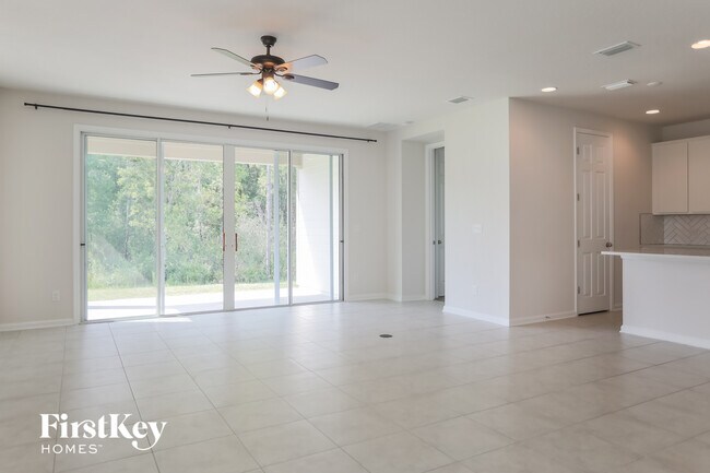 Photo - 2103 Amberly Dr