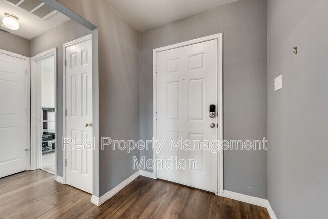 Photo - 10505 Braewood Dr
