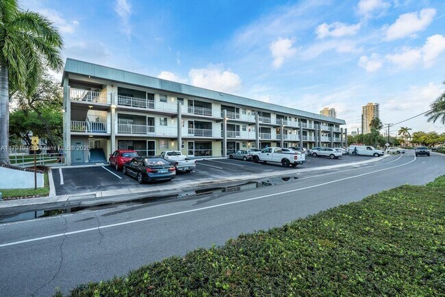 Photo - 250 Layne Blvd Condo Unit 312