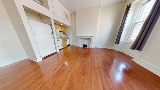 Building Photo - 1814 Spruce St Unit 3F