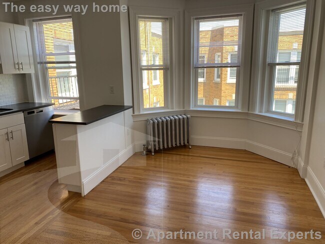 Photo - 475 Highland Ave Unidad #3