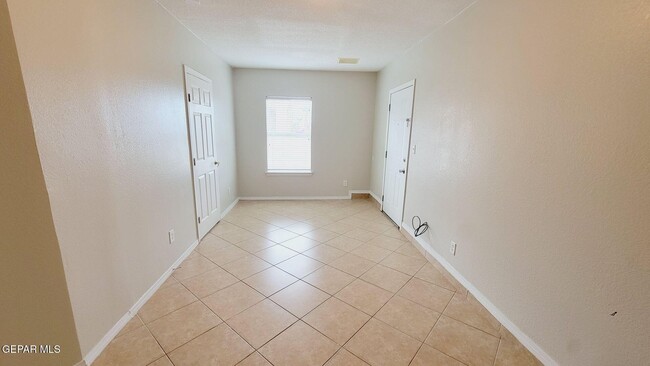 Photo - 604 Wind River Ave