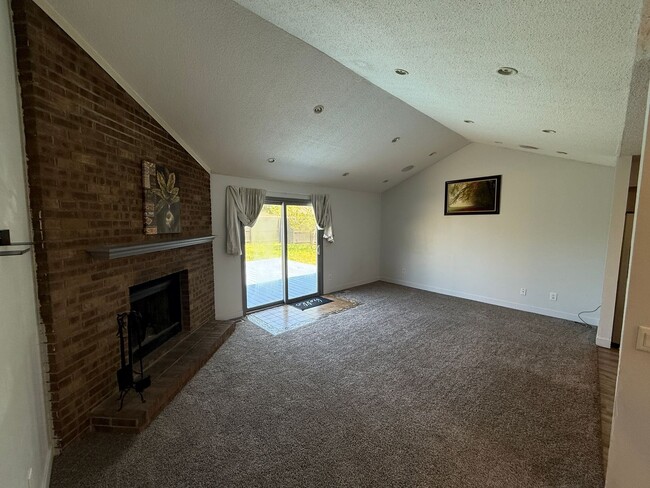 Photo - 7812 Brookfield Dr