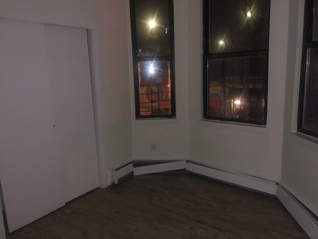 Photo - 400 North Ave Unidad 3rd