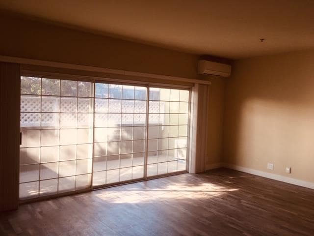 Photo - 1047 El Camino Real