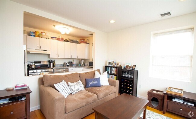 Building Photo - 305 Washington St Unit #1 Rental