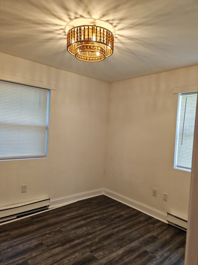 Building Photo - 2527 Arkansas Ave Unit A Rental
