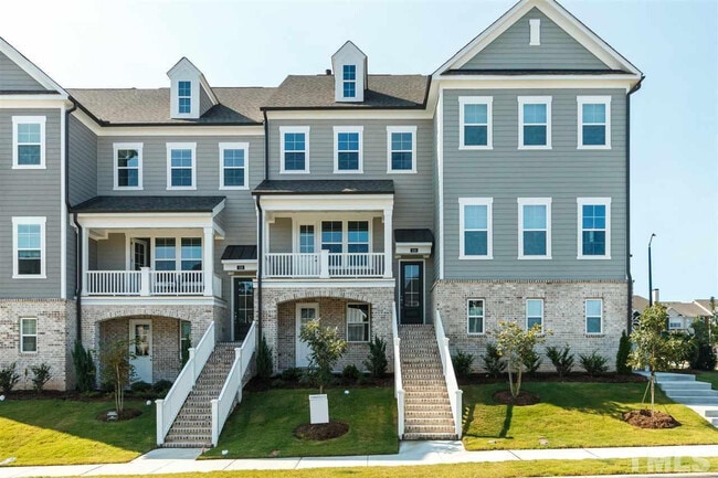 Building Photo - Room in Townhome on Mazarin Ln