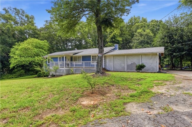 Photo - 1370 Blackwell Rd