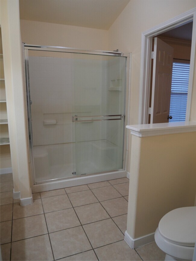 Photo - 2726 Heatherwind Ln