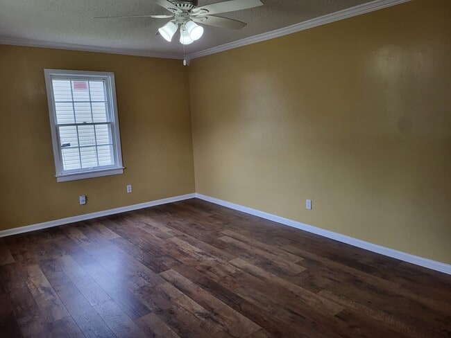 Photo - 3914 Mc Vay St SW