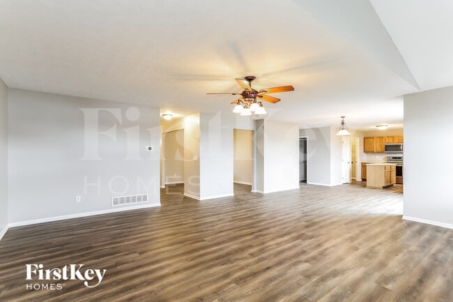 Photo - 11760 Chanticleer Dr NW