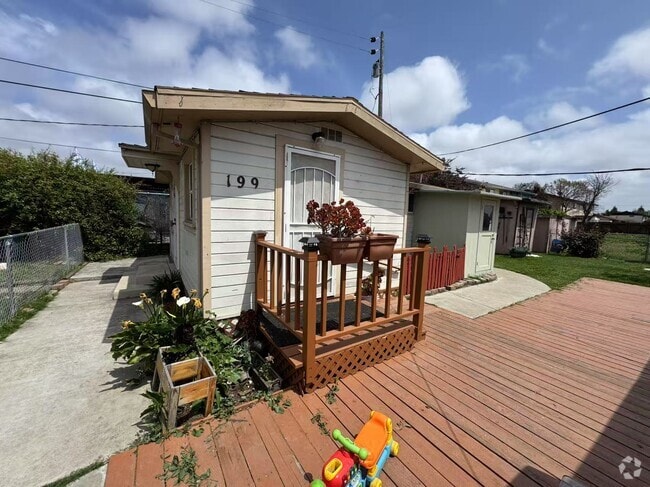 Building Photo - 199 Sunset Blvd Unit 1 Rental