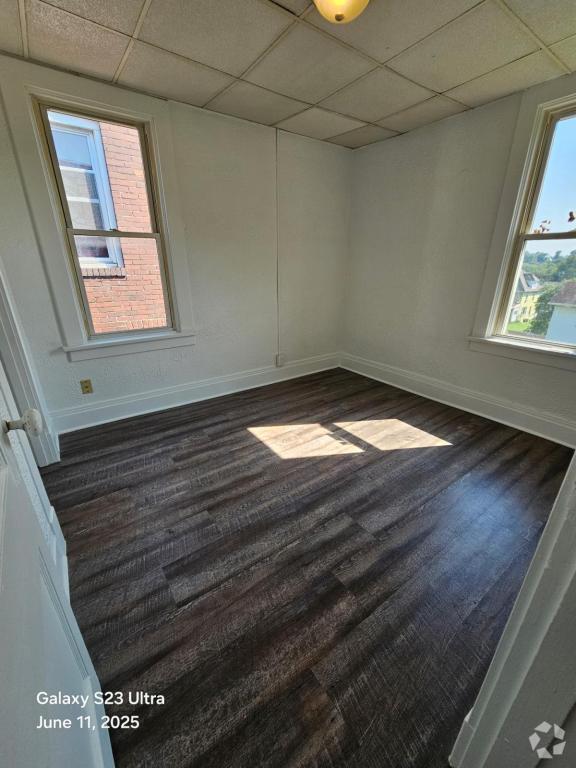 Building Photo - 132 S Spring Ave Rental