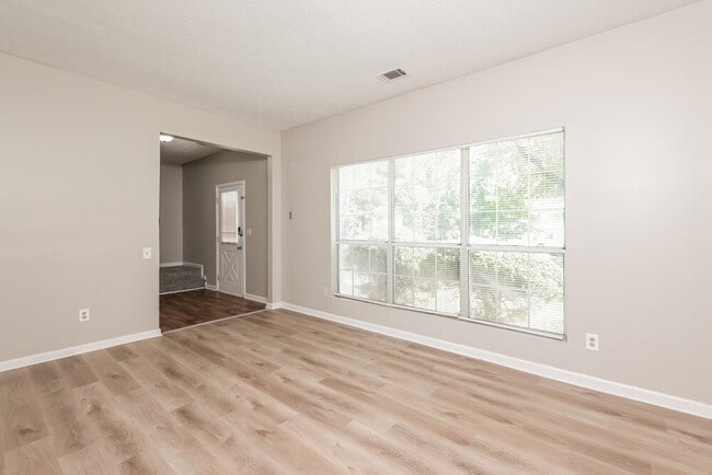 3041 Savannah Bay Ct