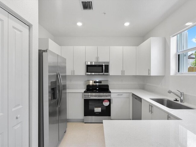 Photo - 106 SW 184th Pl