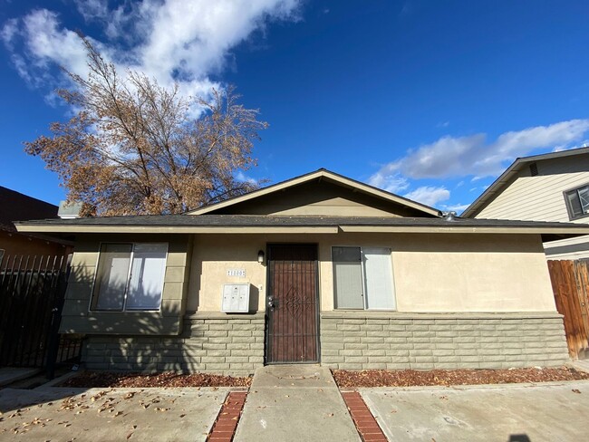 Building Photo - 1800 Orange St Unit 1800-B