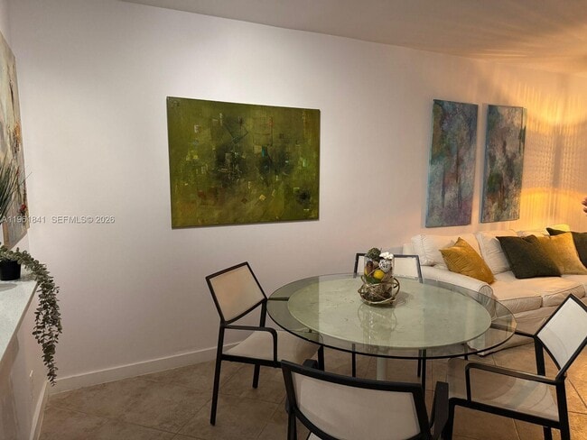 Photo - 2815 NE 201st Terrace Unidad L107