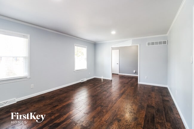 Photo - 2112 Pebble Dr