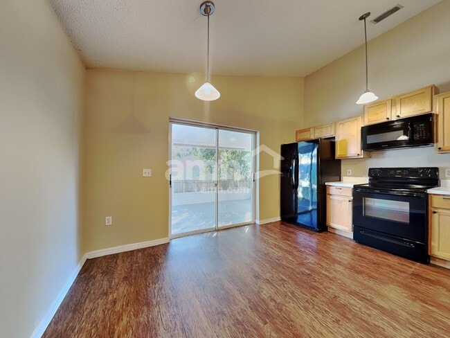 Photo - 5920 Rotella Dr