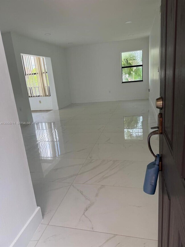 Photo - 10875 NW 7th St Unit 23-36