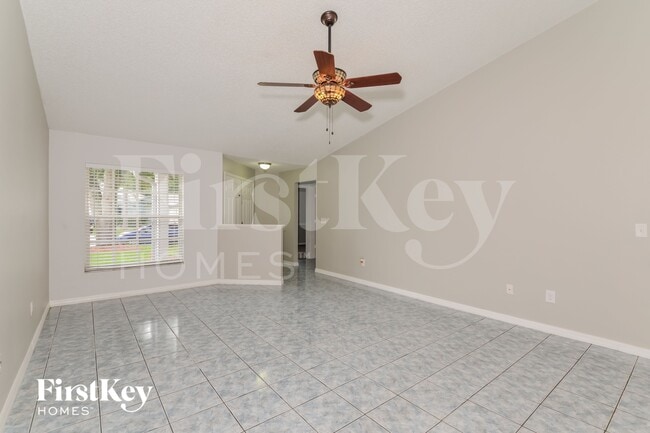 Photo - 316 Crayford Pl